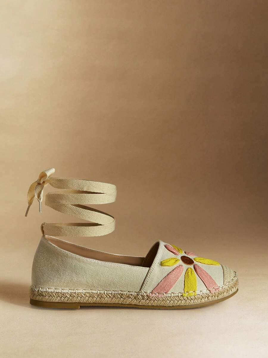BUTY ESPADRYLE Z WIĄZANIEM