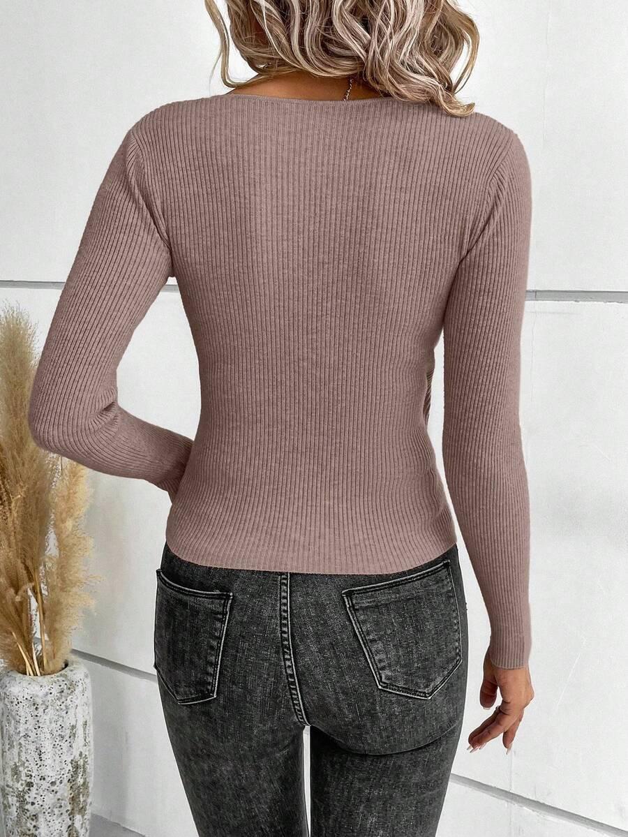 sweter kopertowy dekolt