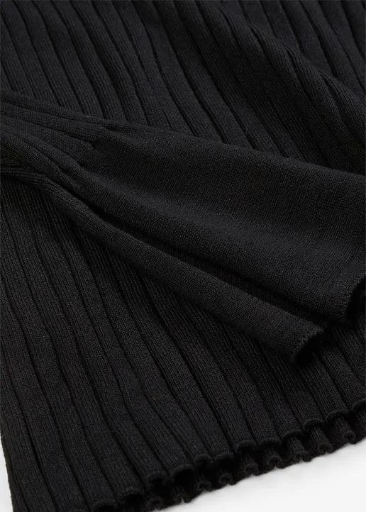SWETER W PRĄŻEK 