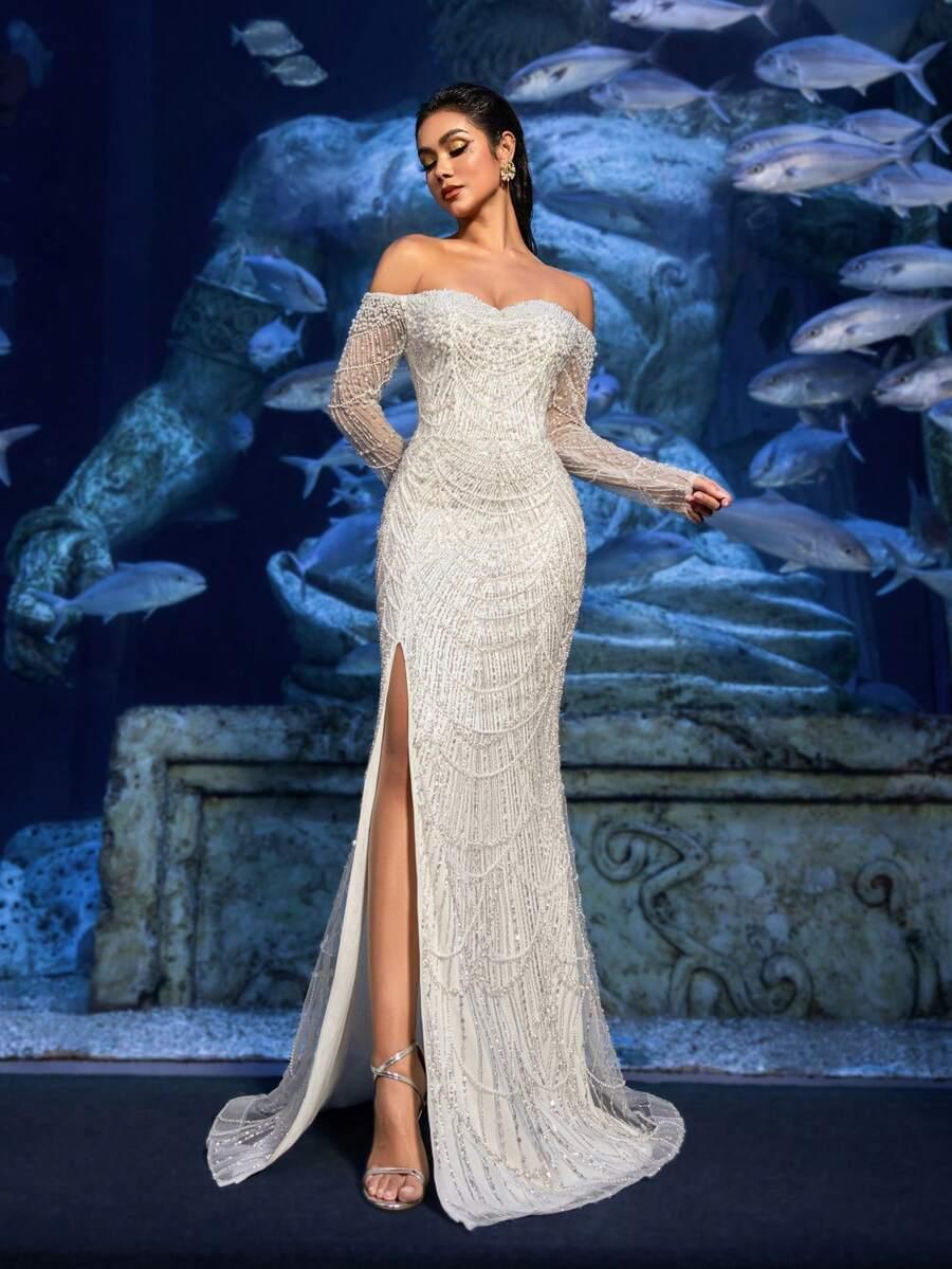 suknia ślubna off-shoulder zdobienia perełki rozcięcie