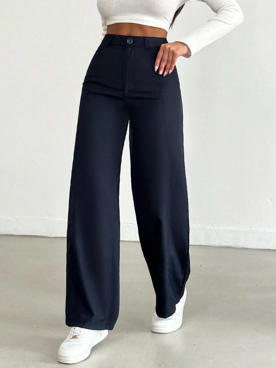 Granatowe spodnie casual