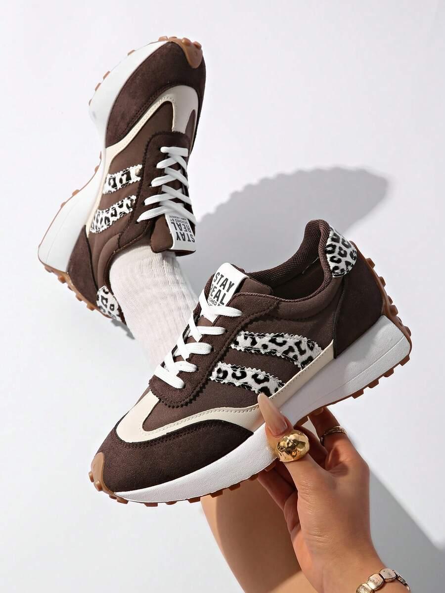 brązowe buty sportowe