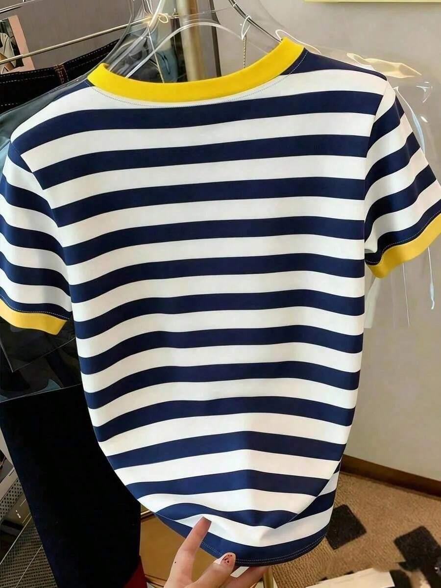 t-shirt paski kontrast cytryna