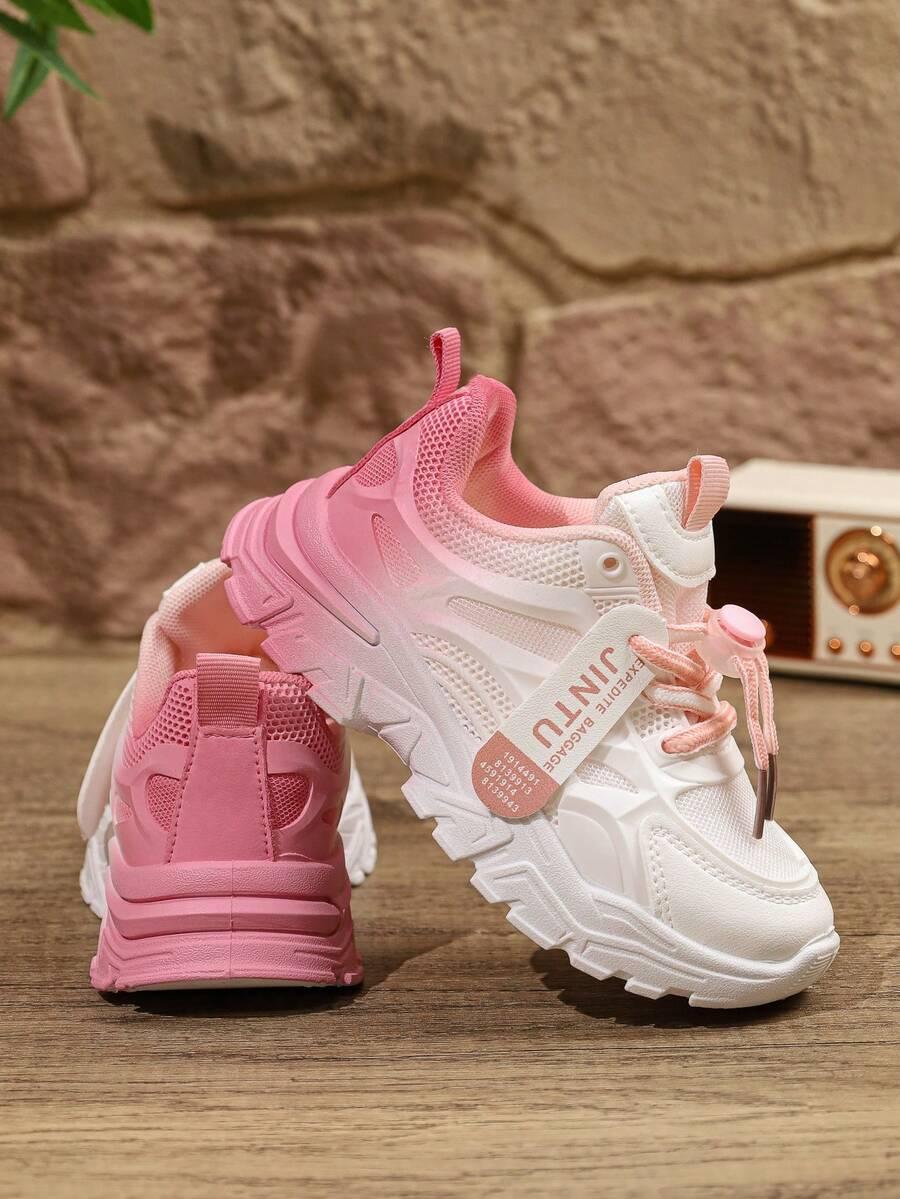 sznurowane buty sportowe 