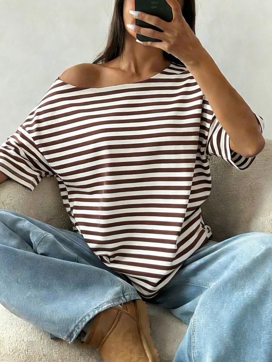 T-SHIRT WZÓR PASKI
