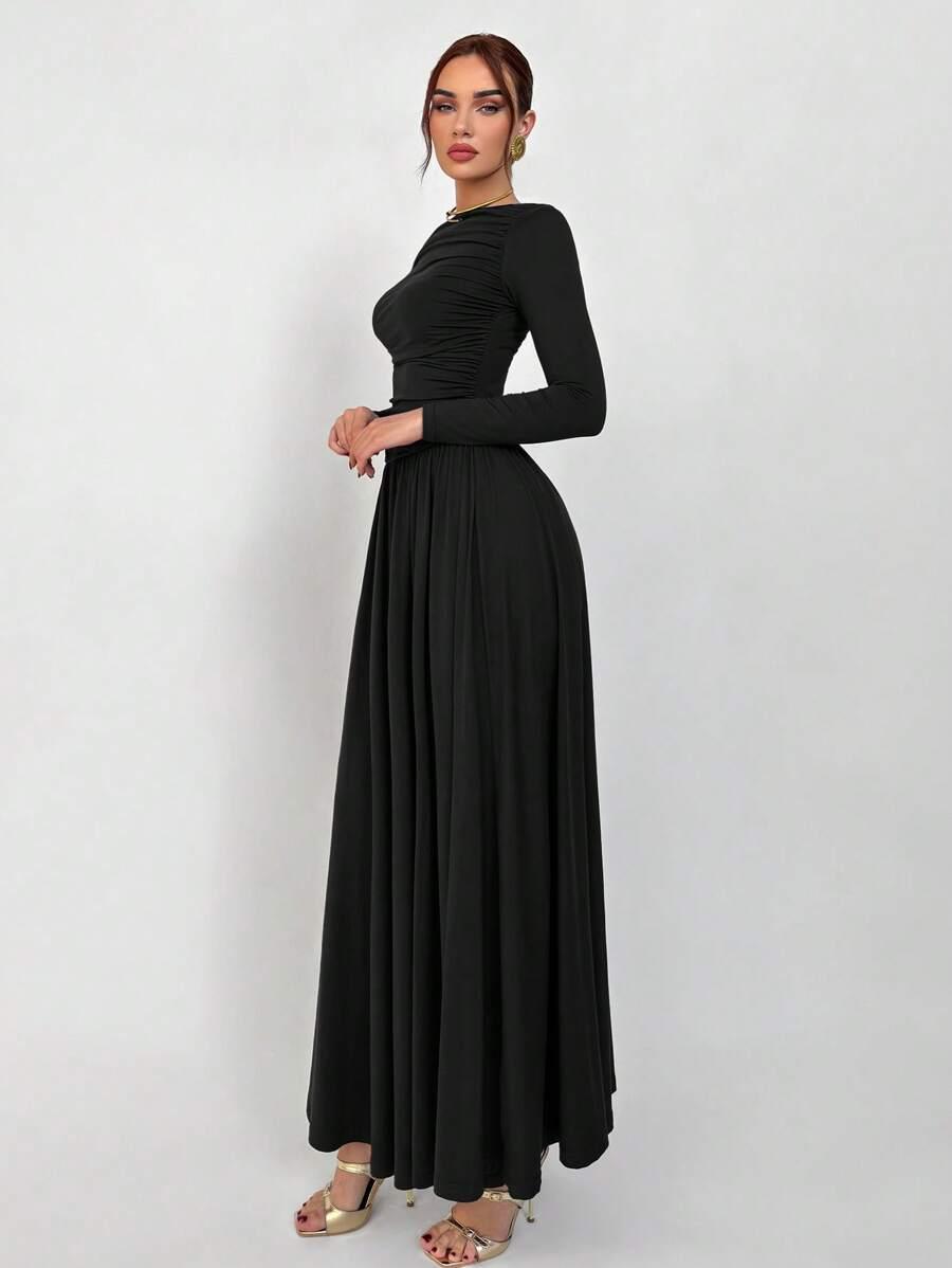 CZARNA MAXI SUKIENKA