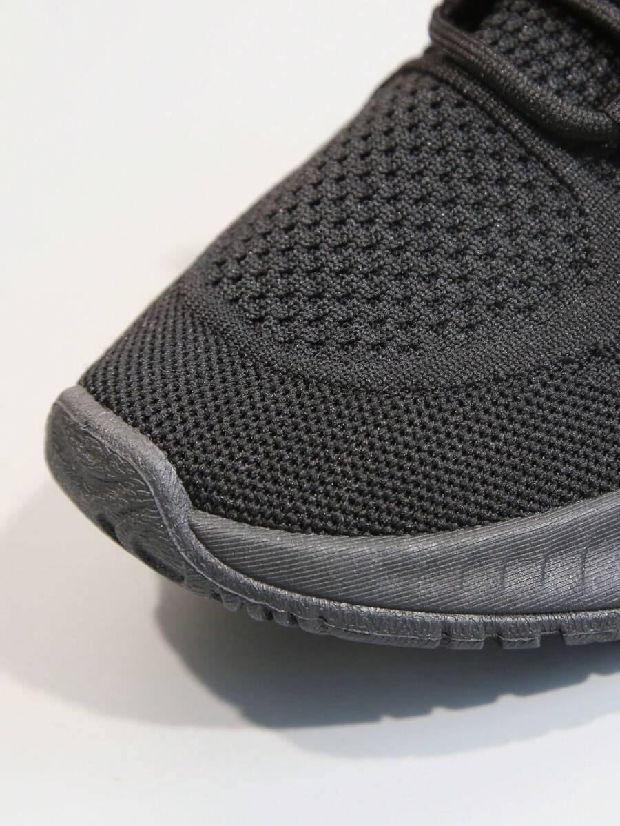 czarne buty sportowe siateczka
