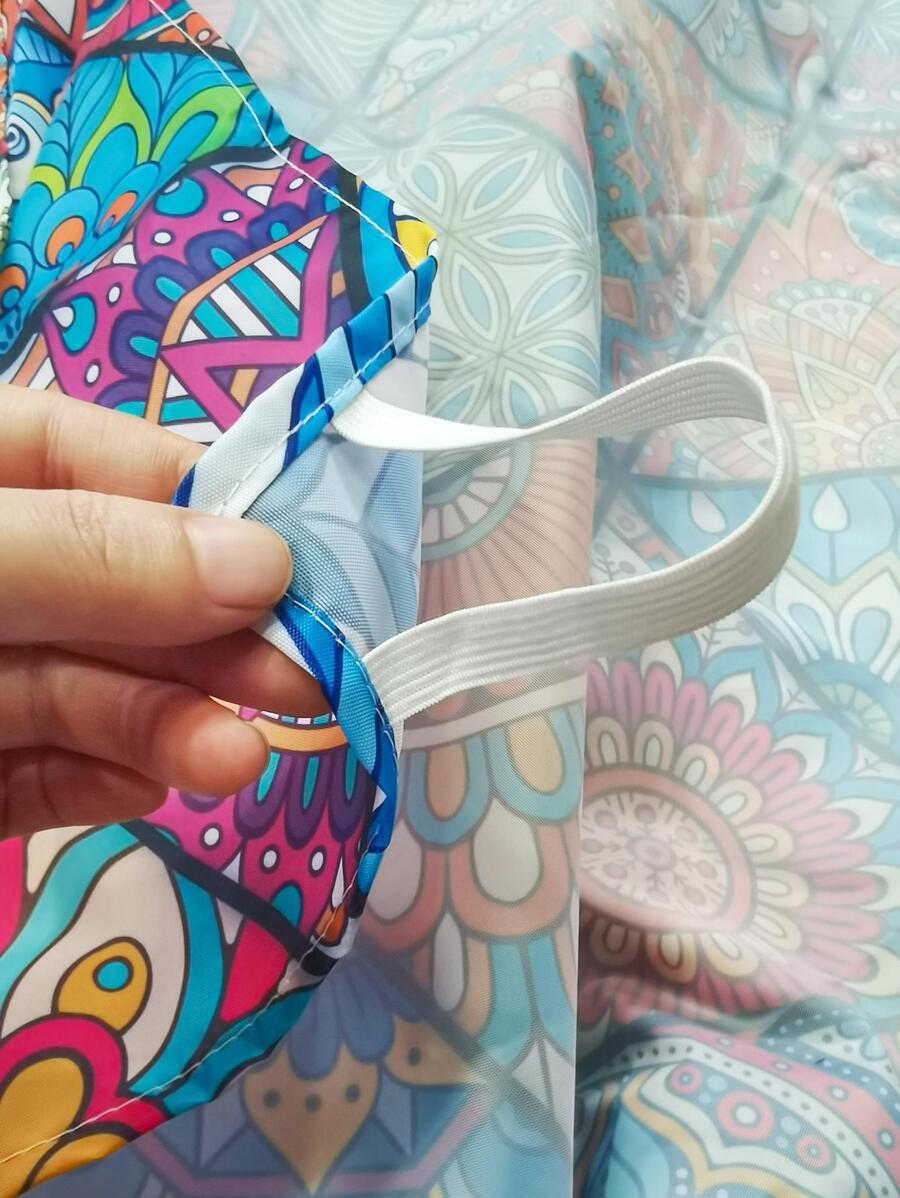 mata plażowa z uchwytami na śledzie