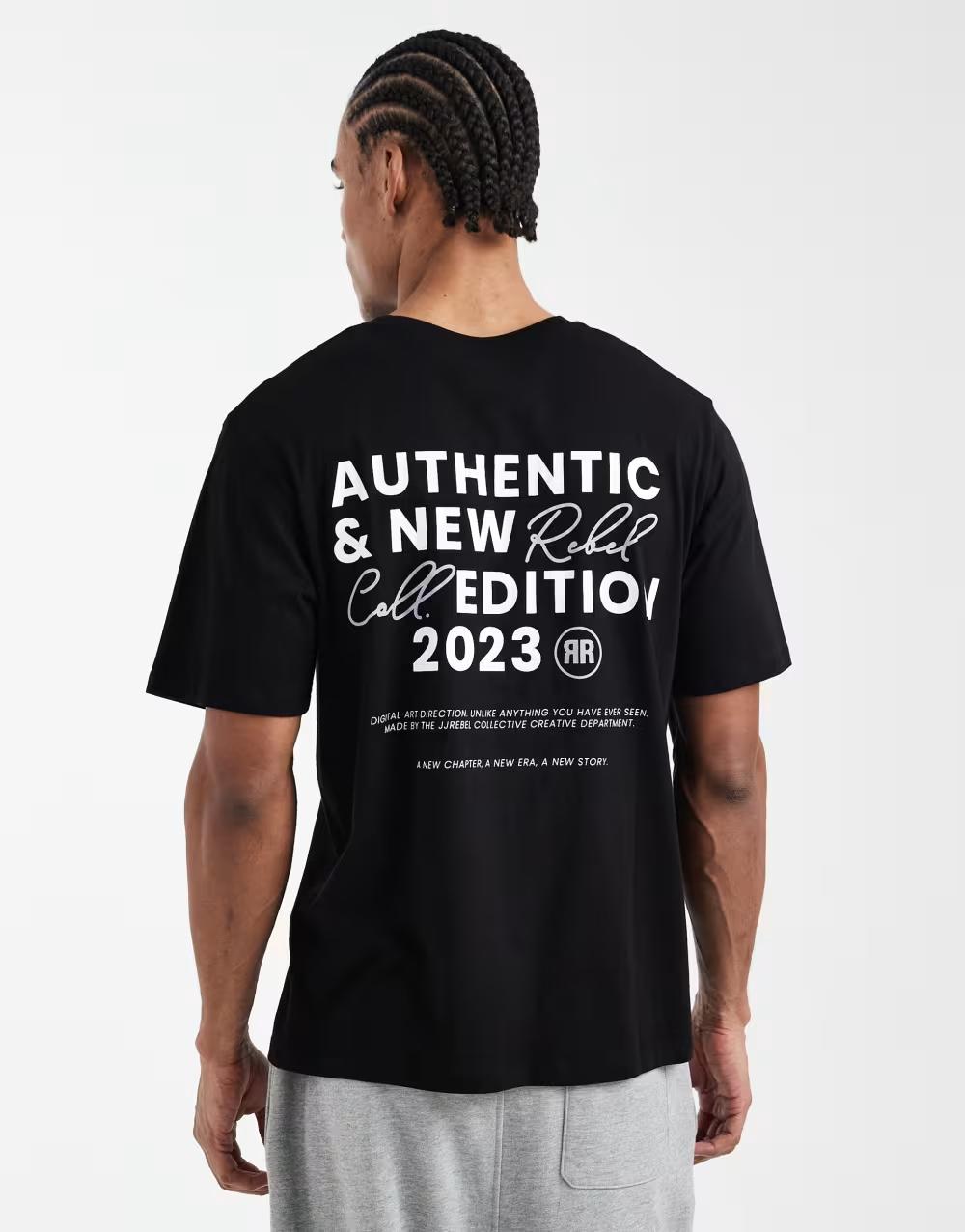czarny t-shirt nadruk okrągły dekolt