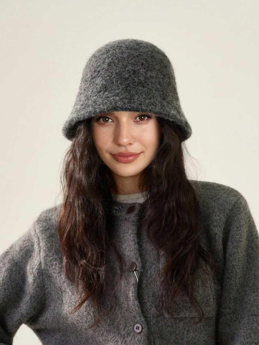 szary kapelusz bucket hat