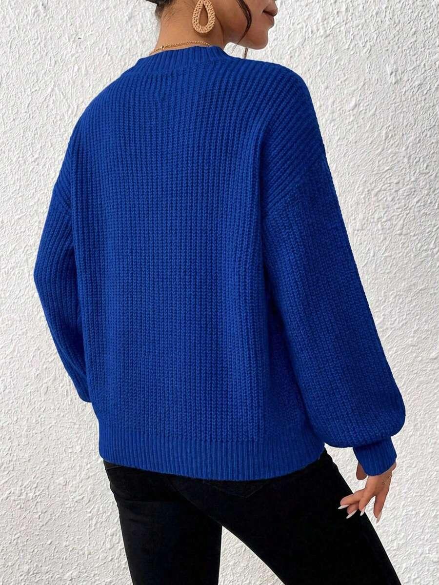 granatowy sweter długi rękaw
