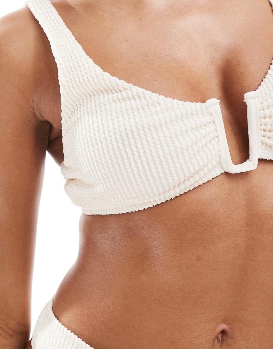 KREMOWA GÓRA OD BIKINI 