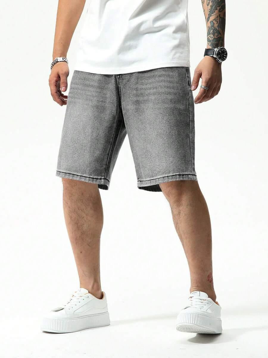 szare spodenki jeans