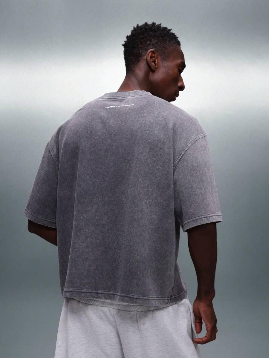 szary t-shirt logo
