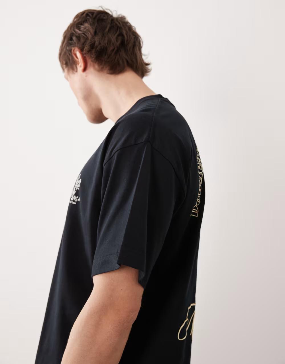 CZARNY T-SHIRT nadruk