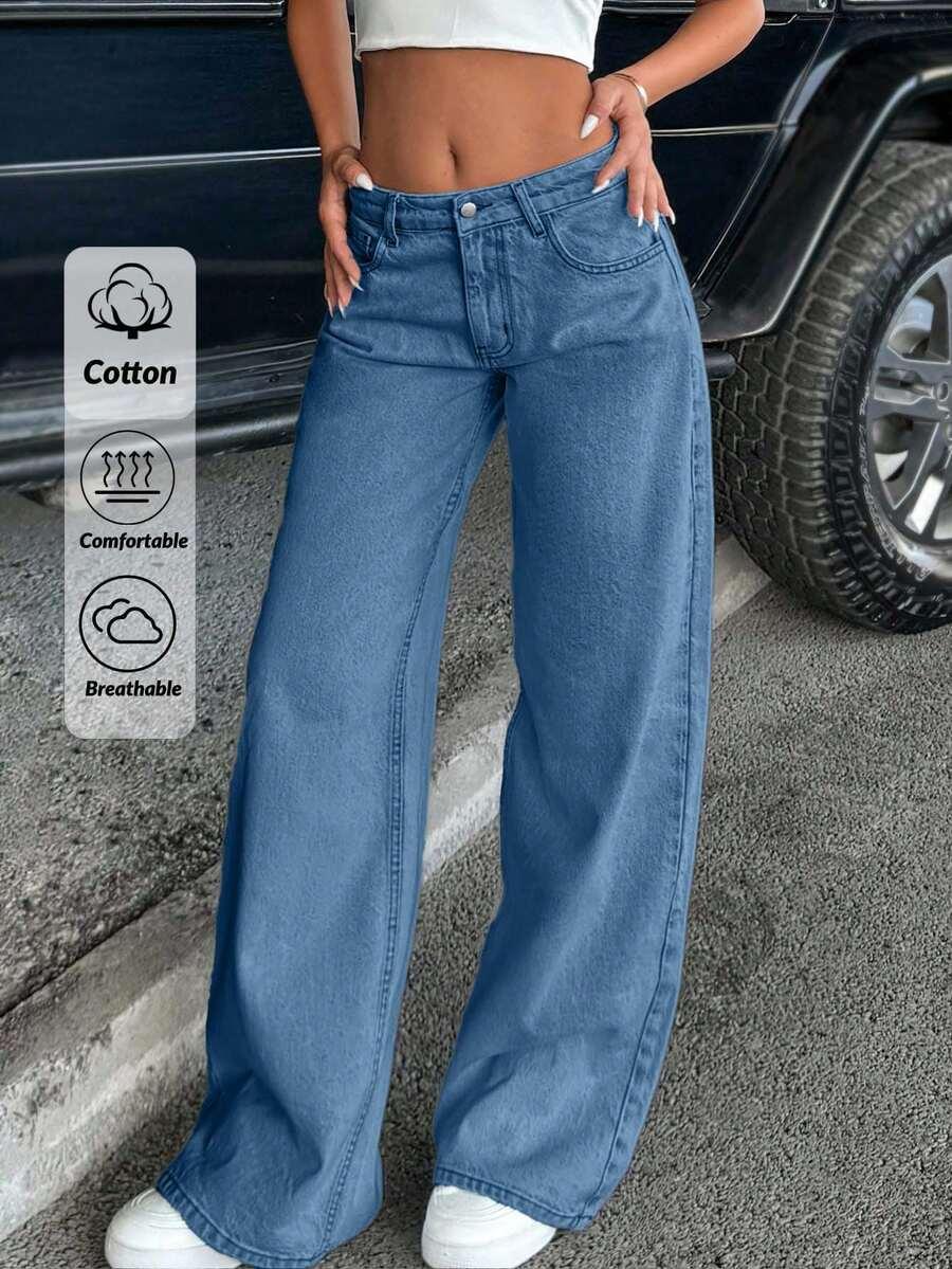 niebieskie spodnie jeans