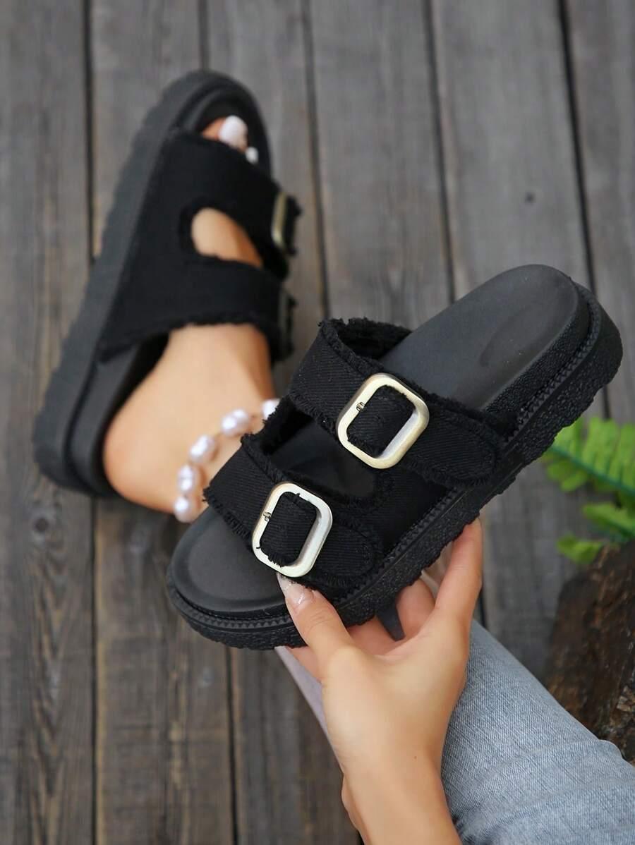CZARNE KLAPKI JEANS SPRZĄCZKI