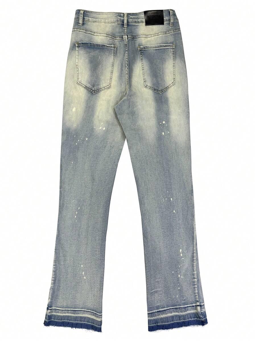 niebieskie spodnie jeans