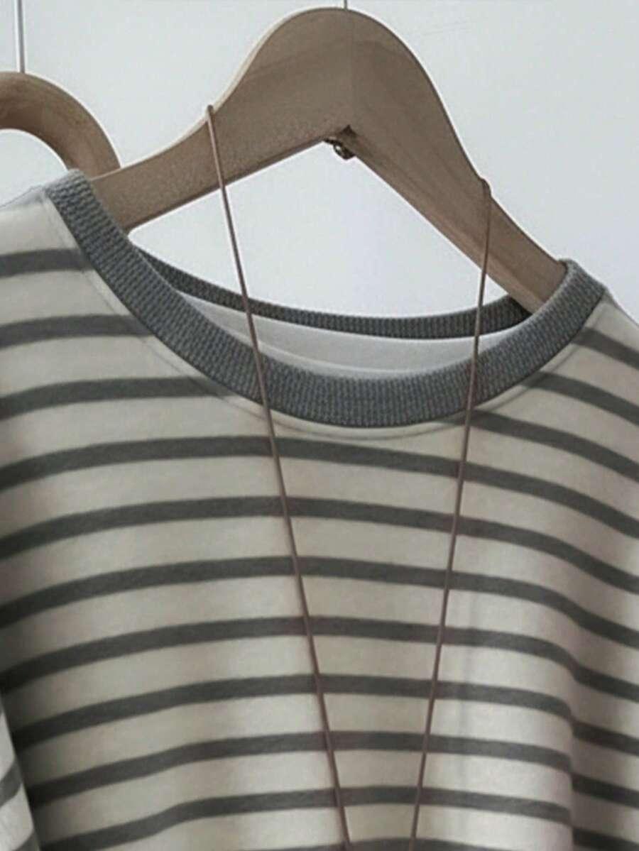 bluza wzór paski