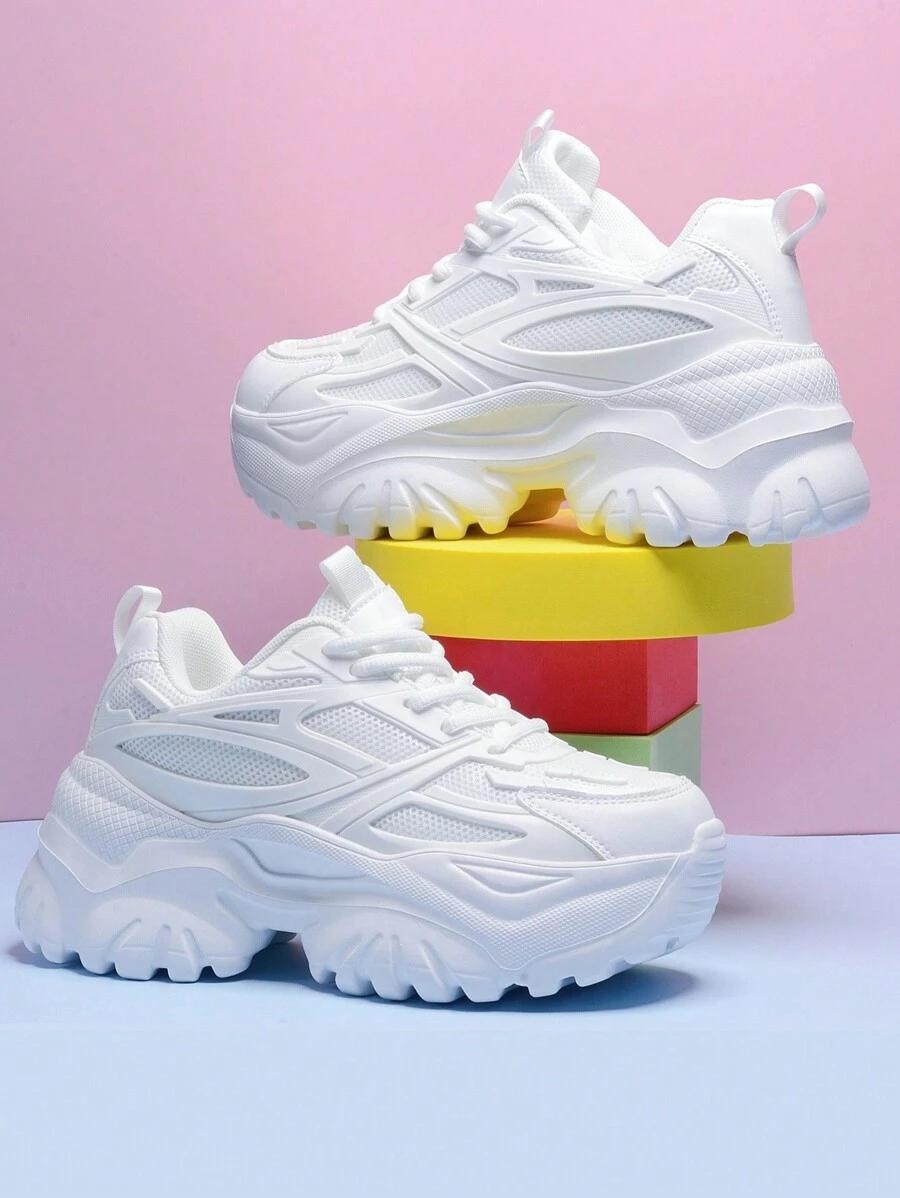 BIAŁE SPORTOWE BUTY