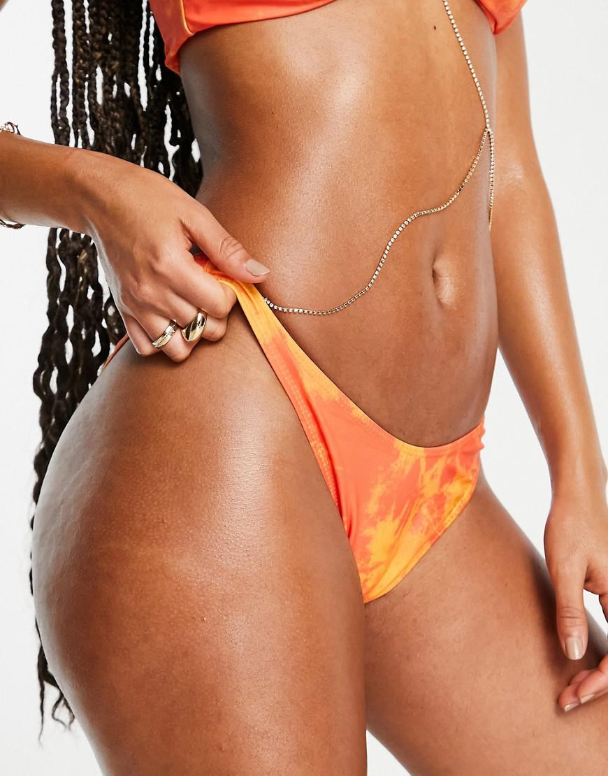 pomarańczowy dół od bikini
