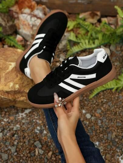 Czarne buty sportowe 
