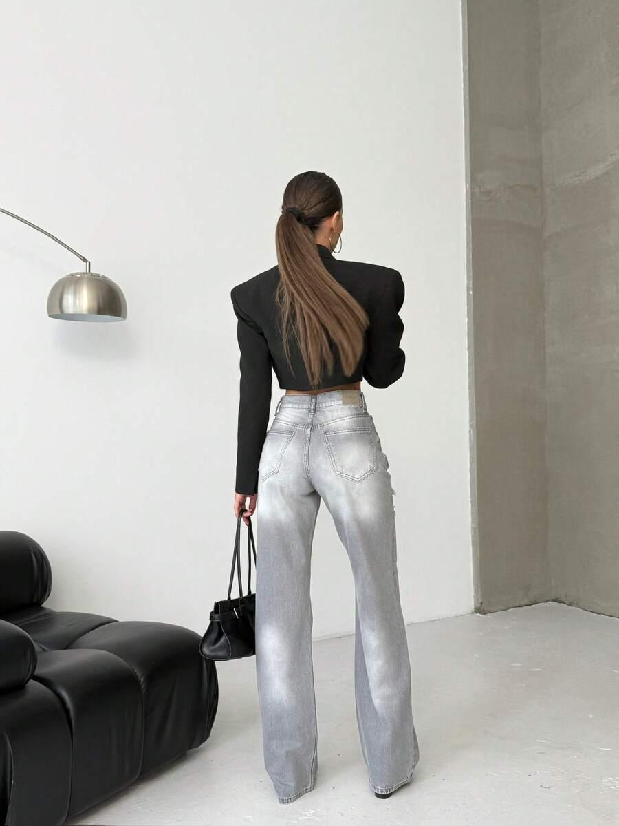 szare spodnie jeans przetarcia