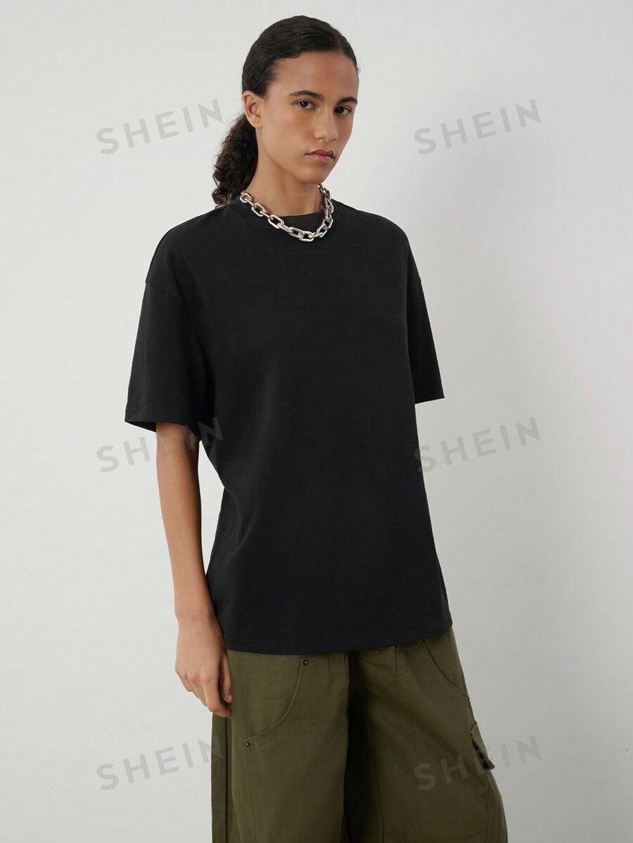 CZARNY T-SHIRT BASIC