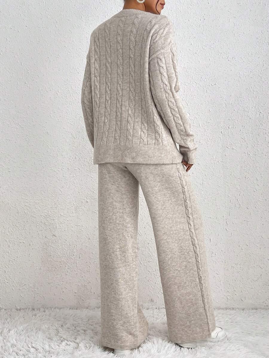 sweter spodnie komplet