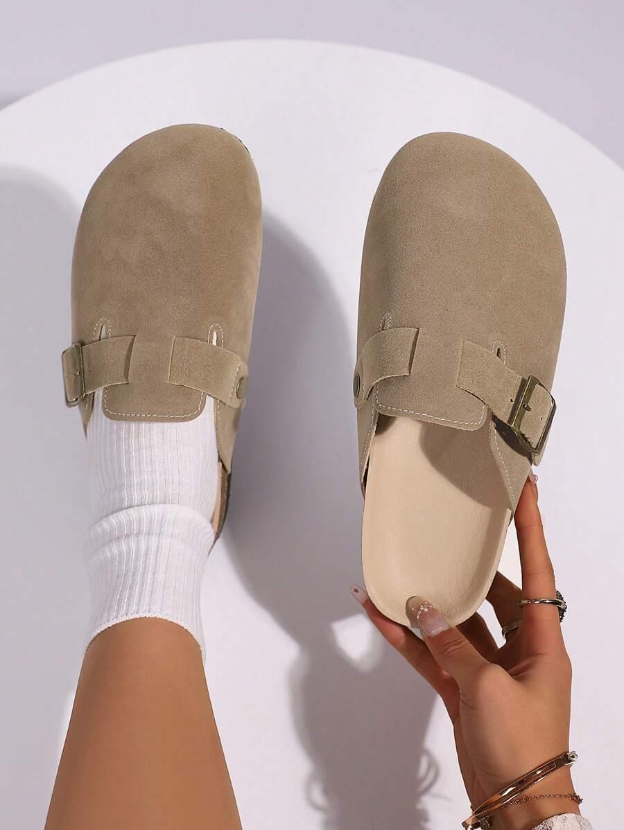 BEŻOWE KLAPKI WSUWANE