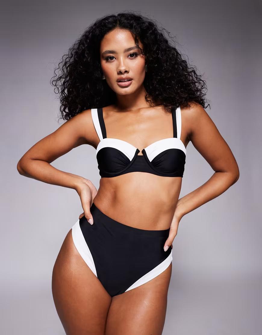 CZARNY DÓŁ OD BIKINI