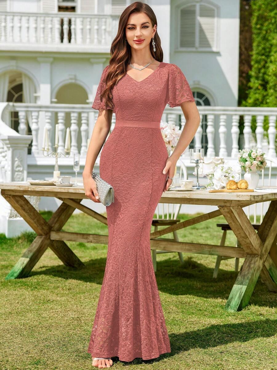 koronkowa maxi sukienka v neck