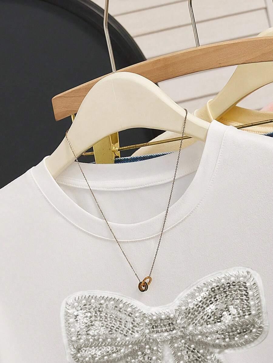 biały t-shirt zdobienie