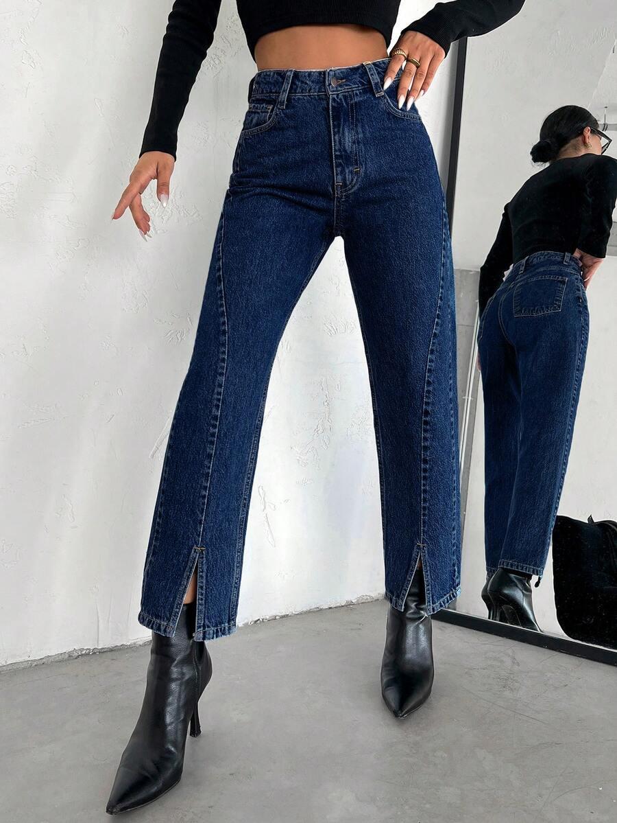 granatowe spodnie jeans