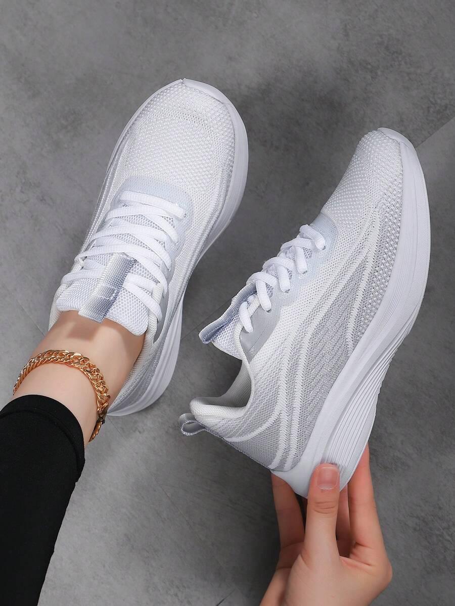 SZNUROWANE BUTY SPORTOWE