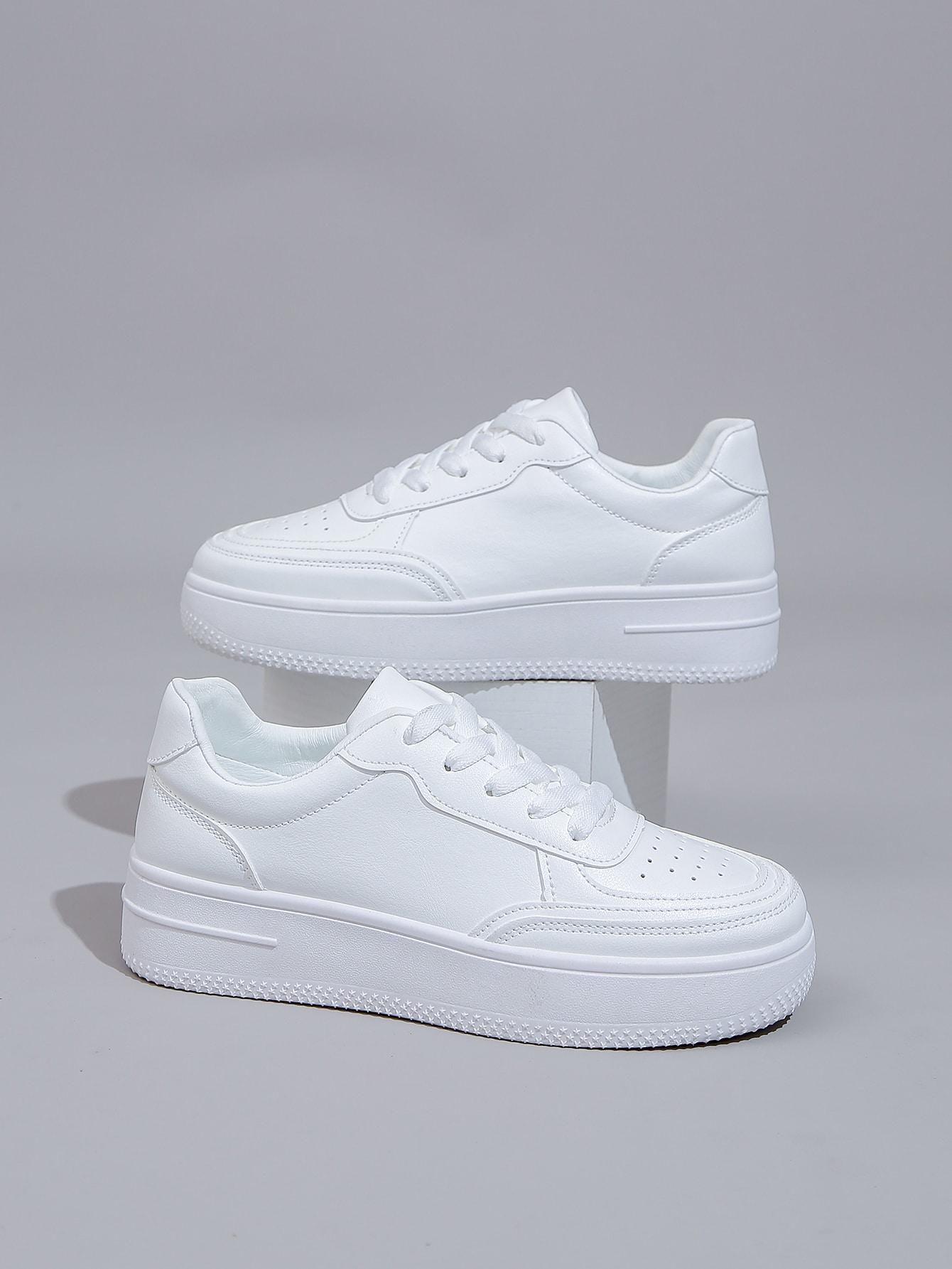 BIAŁE SZNUROWANE BUTY SPORTOWE