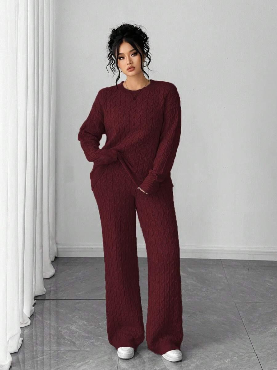 SWETER SPODNIE KOMPLET