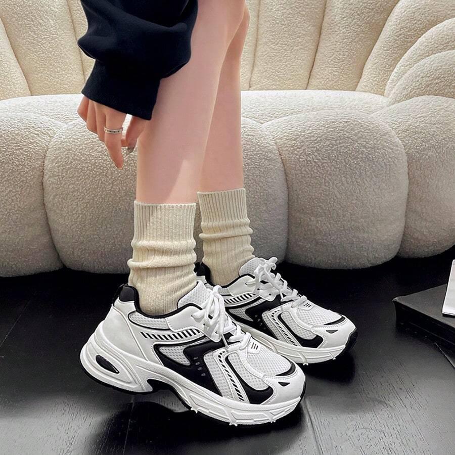 BUTY SPORTOWE SZNUROWANE