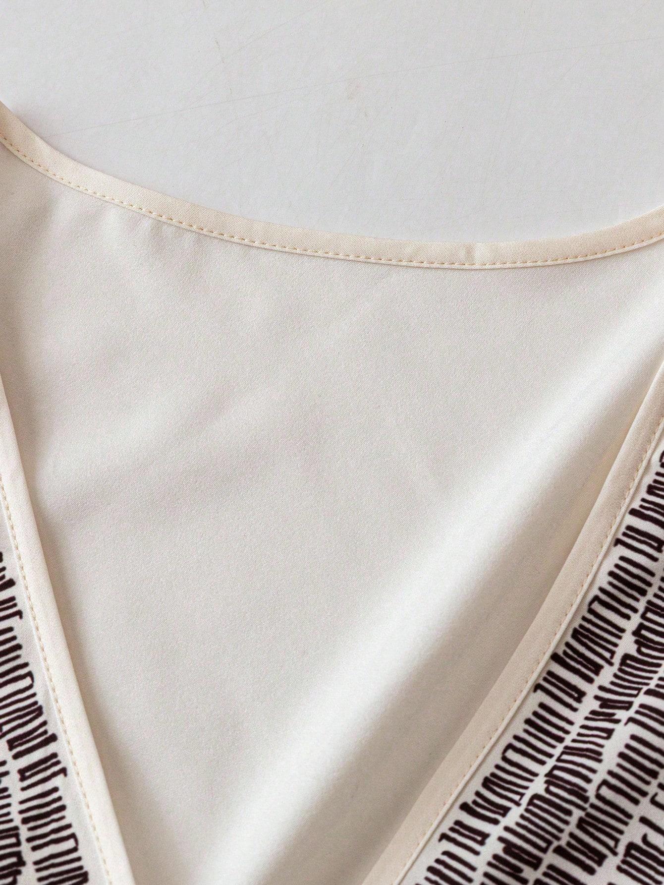 BLUZKA WZÓR V NECK 