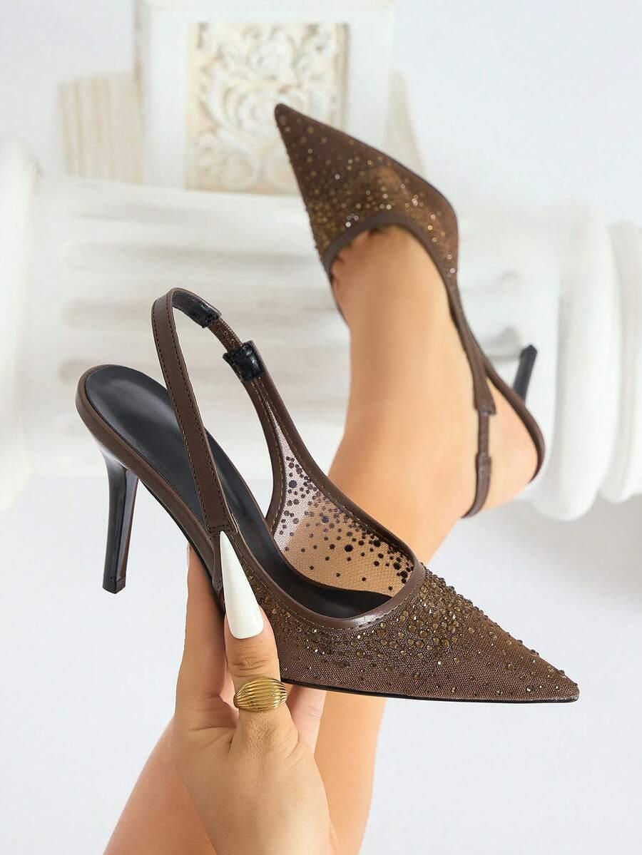 BRĄZOWE CZÓŁENKA ODKRYTA PIĘTA SZPIC