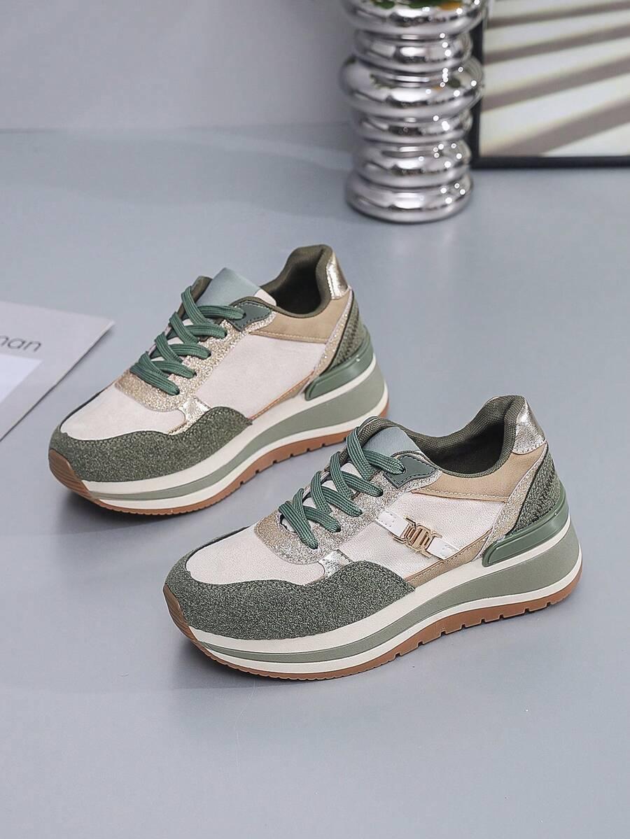 sznurowane buty sportowe zdobienie 