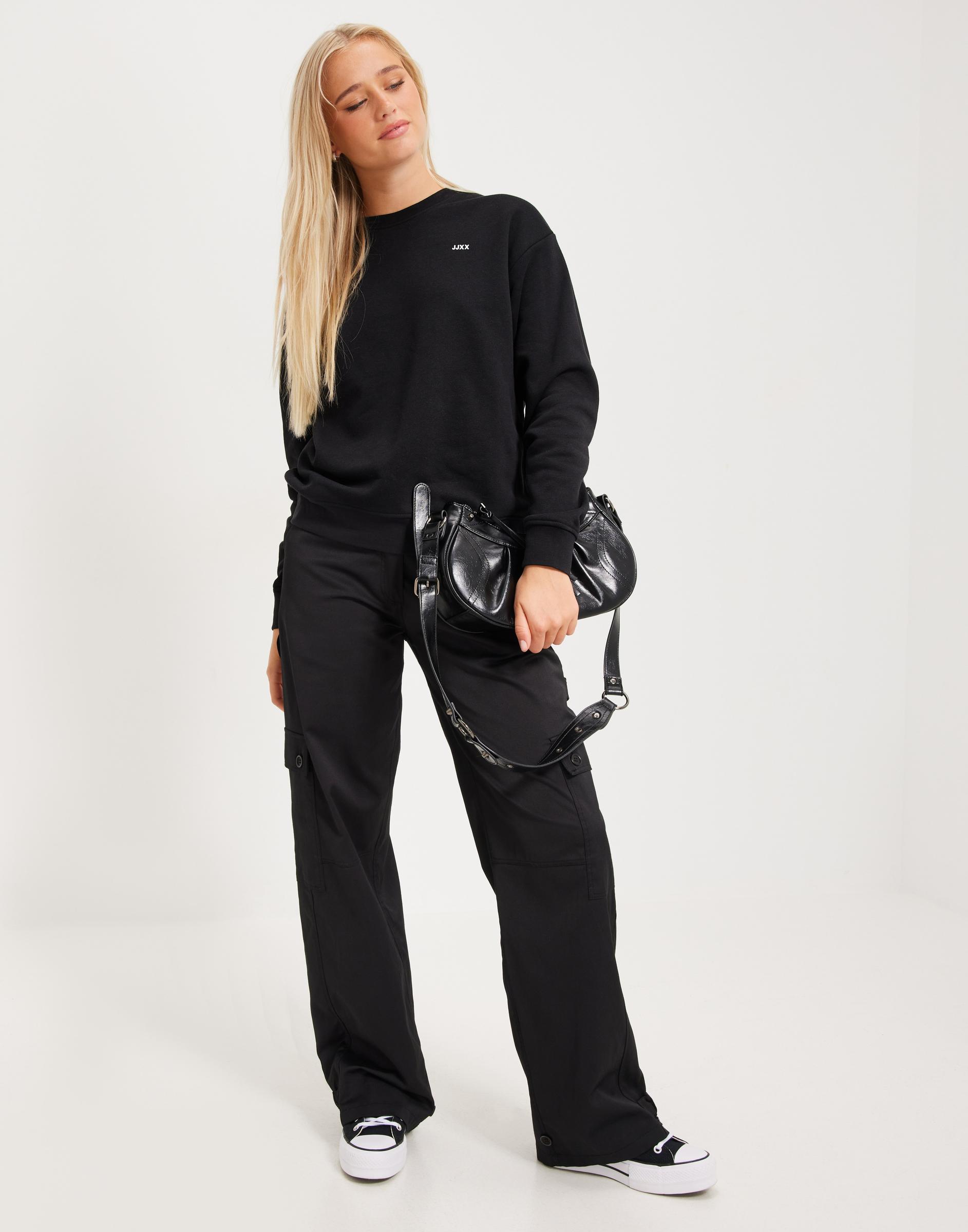 CZARNA BLUZA CASUAL