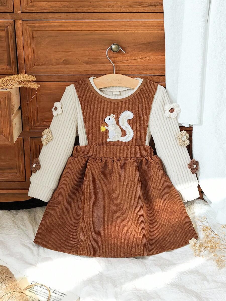beżowy sweter kwiaty 