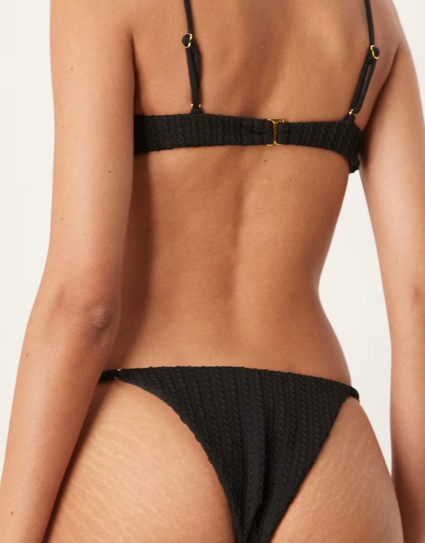 CZARNY DÓŁ OD BIKINI 
