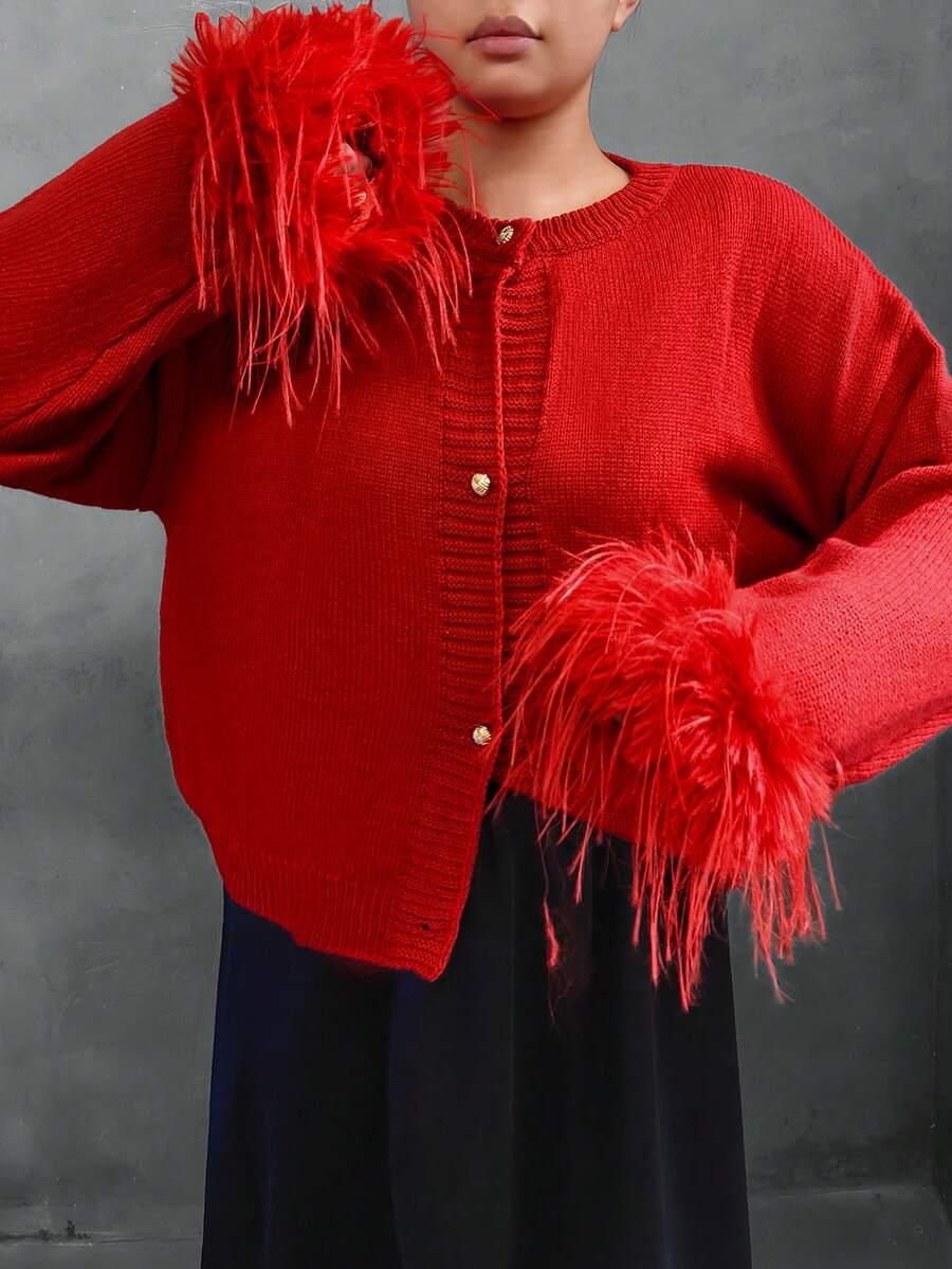 CZERWONY SWETER GUZIKI