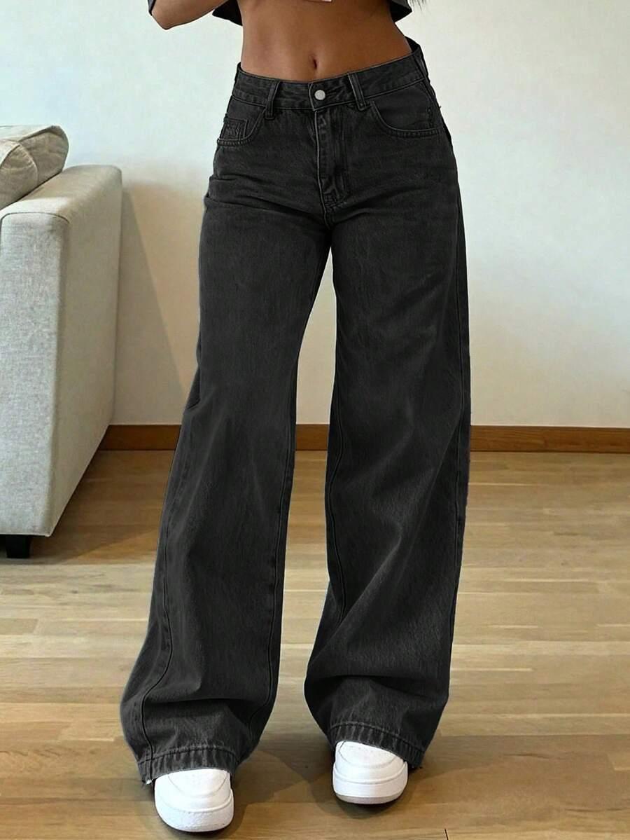 czarne spodnie jeans