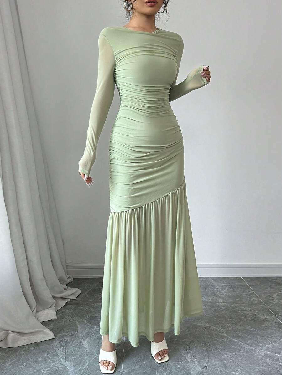 zielona sukienka maxi