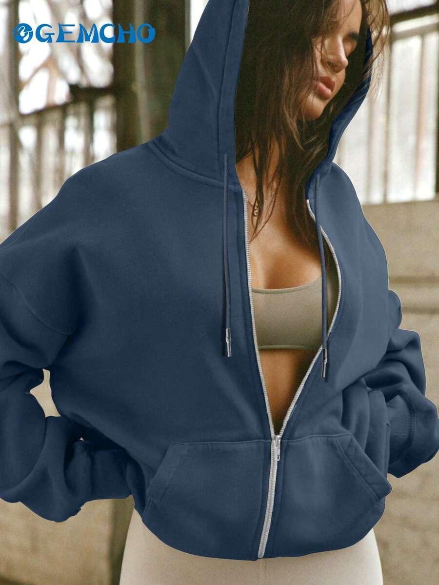 niebieska bluza z kapturem 