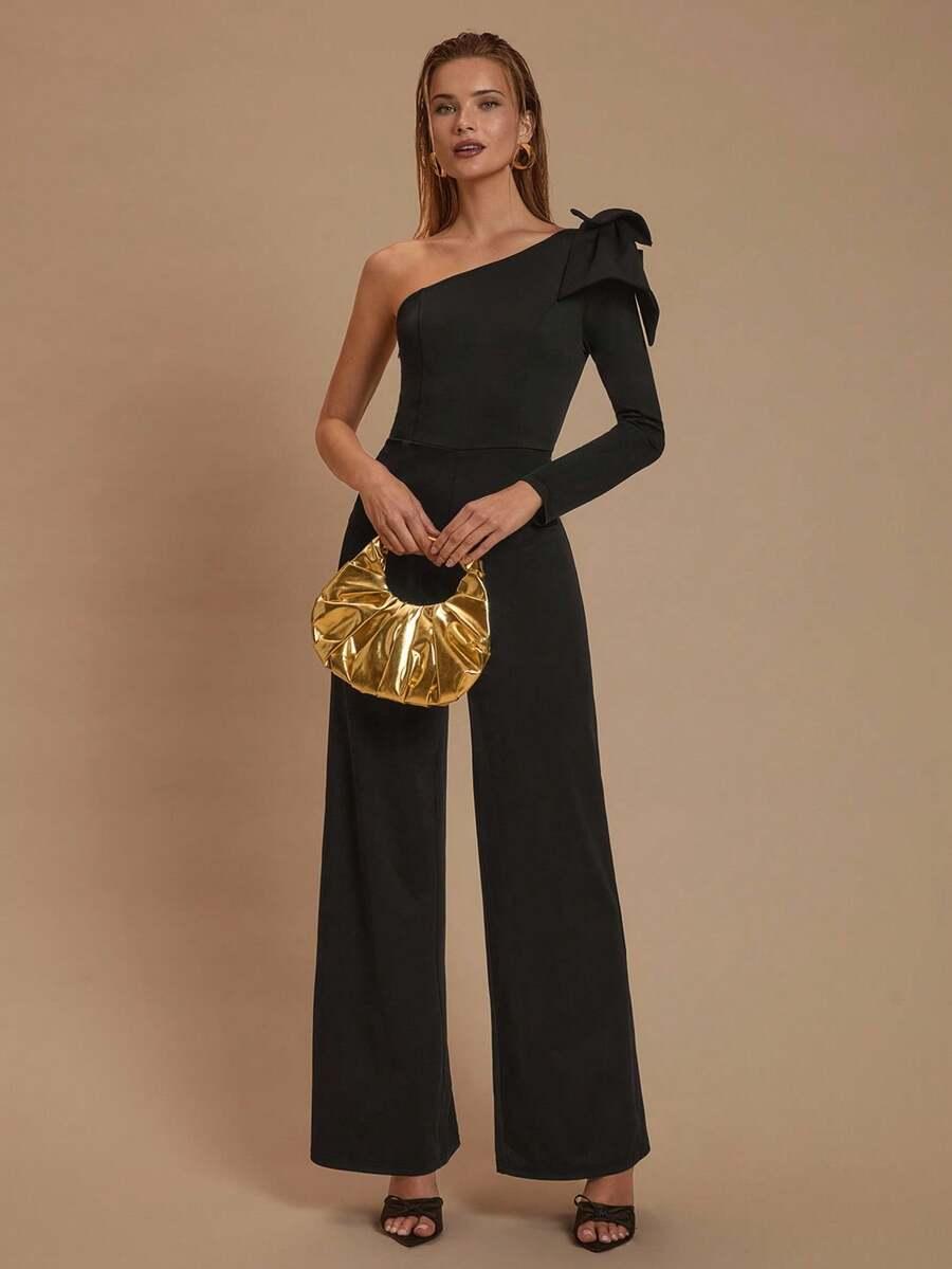 ELEGANCKI KOMBINEZON NA JEDNO RAMIĘ Z KOKARDĄ 