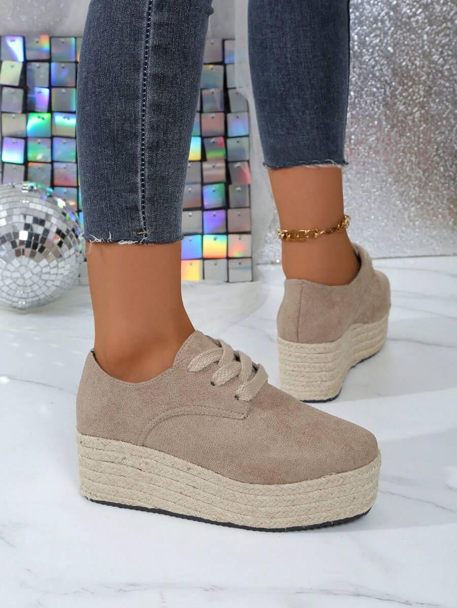 SZNUROWANE BUTY KOTURN 